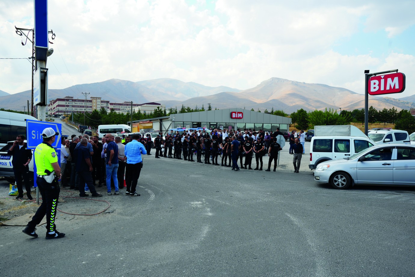 “Bir Kavşak, Bir Işık İstiyoruz”
