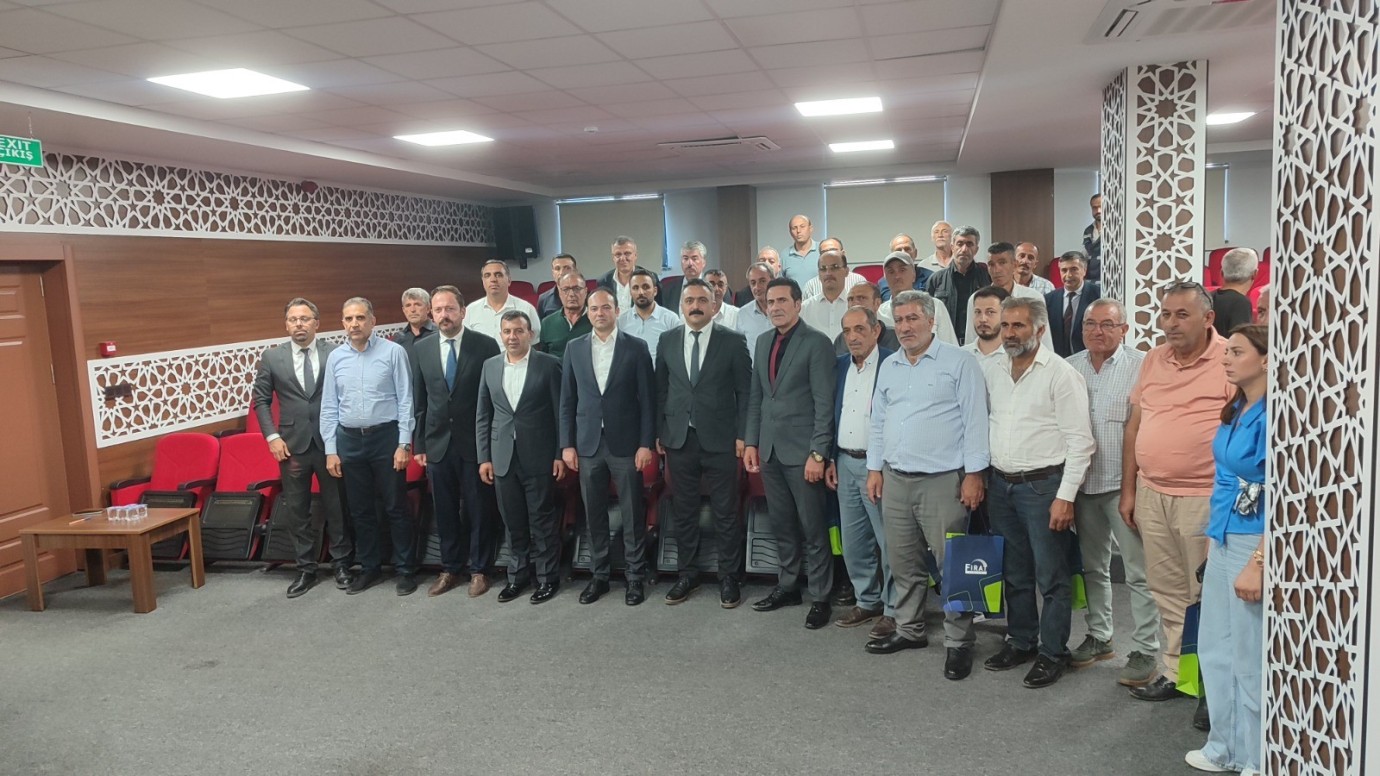 Fırat EDAŞ, muhtarlarla bir araya geldi
