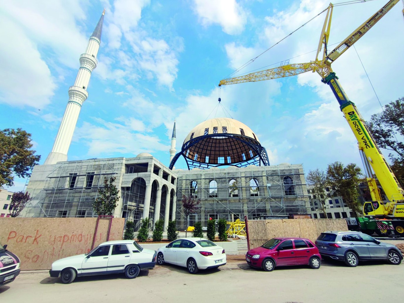 Söğütlü Cami’nin Kubbesi Yerine Yerleştirildi