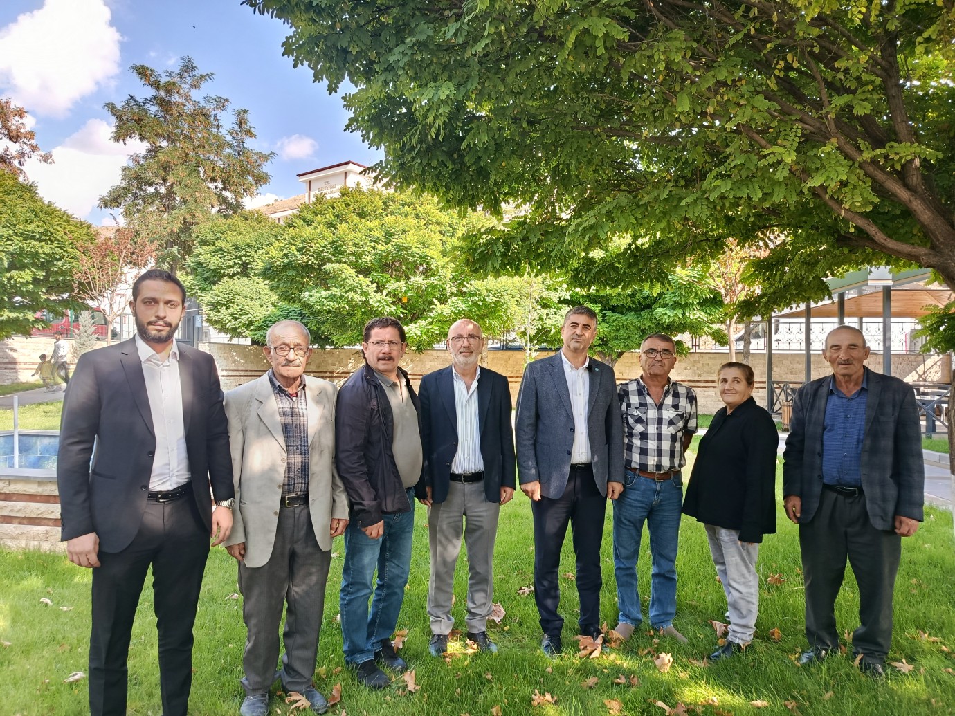 İYİ Parti Kuluncak’ta esnafın sorunlarını dinledi