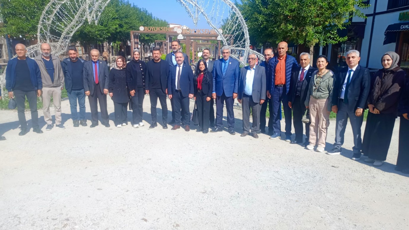 Ülkü Ocaklarından eğitim ve ahde vefa vurgusu