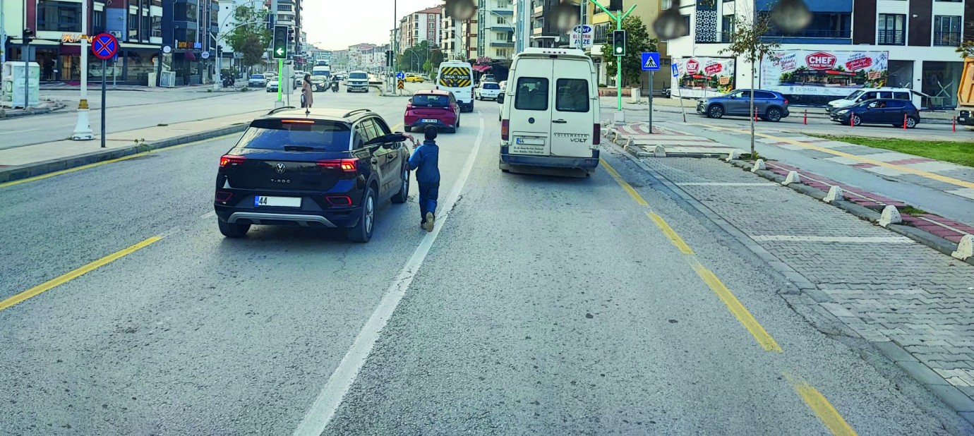 Dilencilik Artıyor: Vatandaşlar çözüm bekliyor
