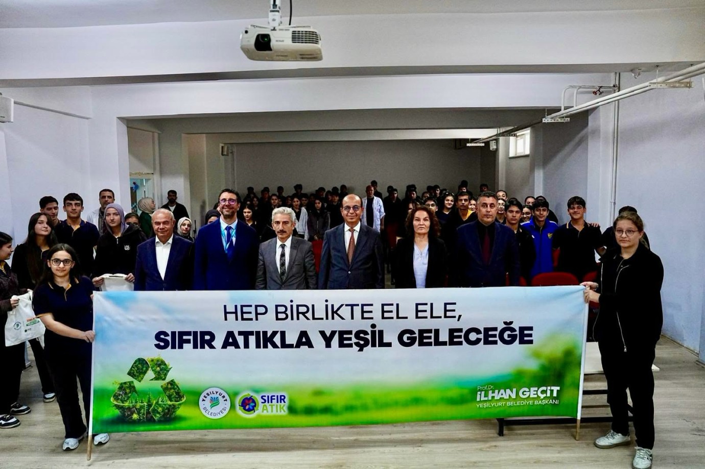 Çocuklara sıfır atık ve çevre bilinci aşılanıyor