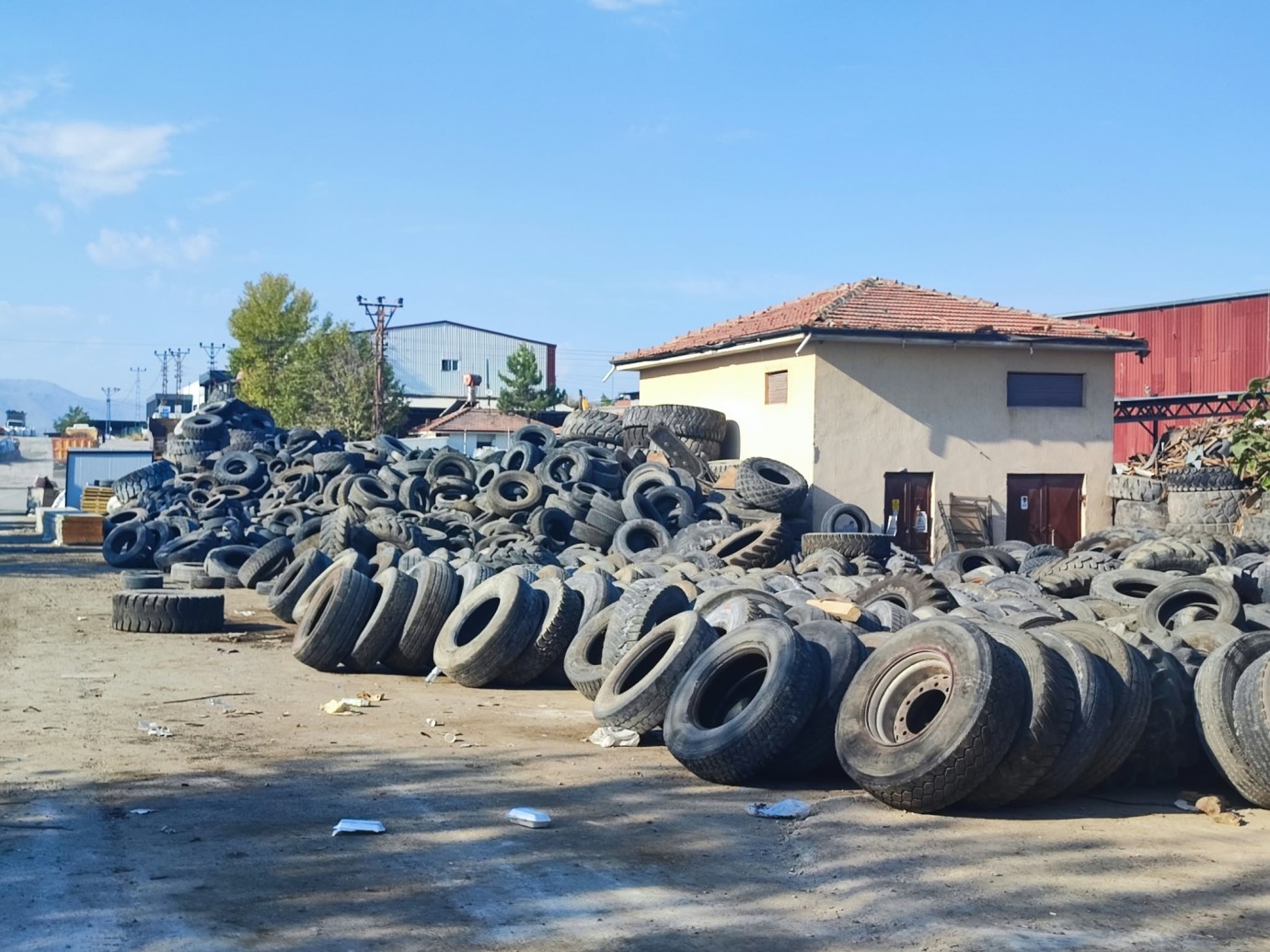 Bir Madalyonun İki Farklı Yüzü