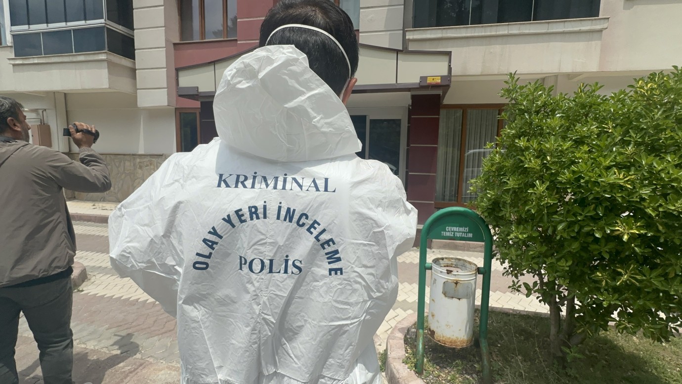 Yakınları haber alamadı, acı gerçek evde ortaya çıktı