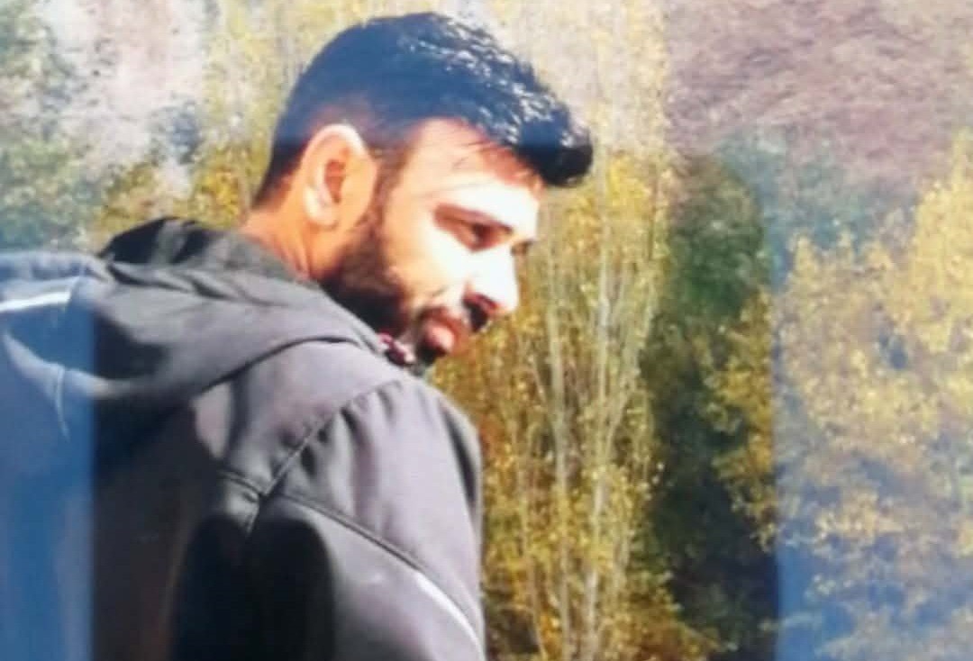 Çocuklar için girdiği suda hayatını kaybetti